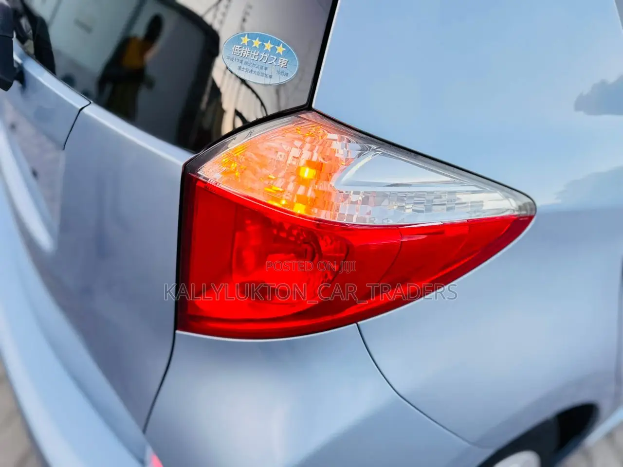 Toyota Ractis 2012 Blue