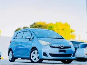 Toyota Ractis 2012 Blue