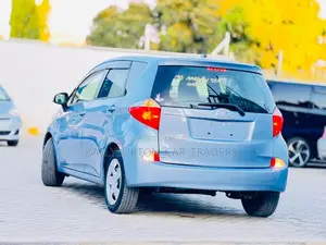 Toyota Ractis 2012 Blue