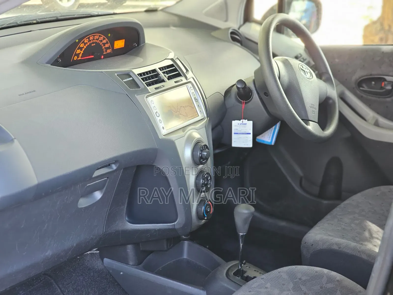 Toyota Vitz 2009 Black