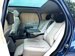 Land Rover Range Rover Vogue 2019 Blue