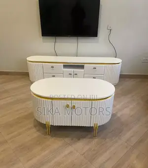 Tv Showcase and Coffee Table Set