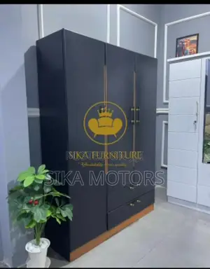 Kabati Milango Mitatu (3 Dr Cabinate)