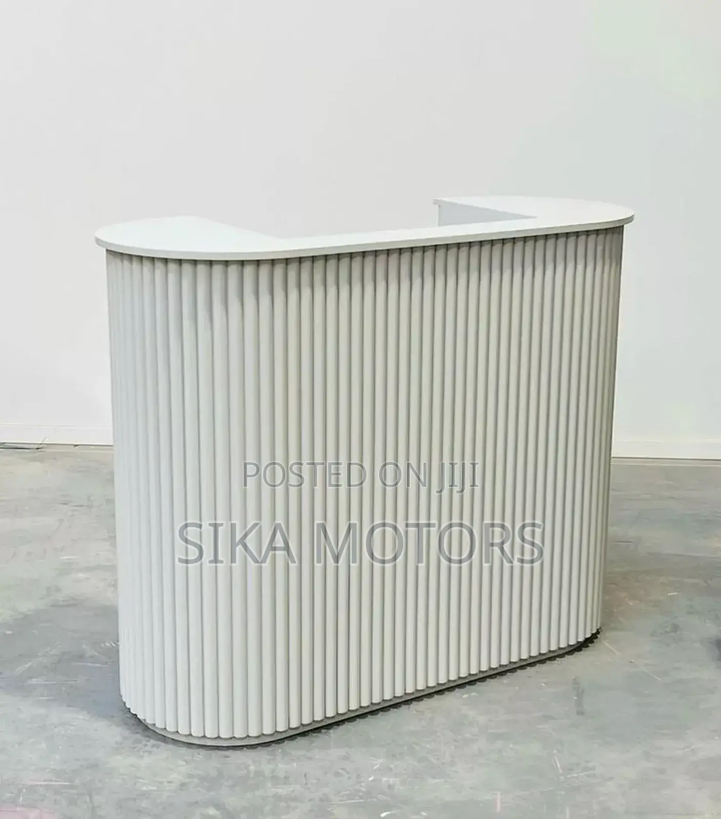 Receptionist Tables