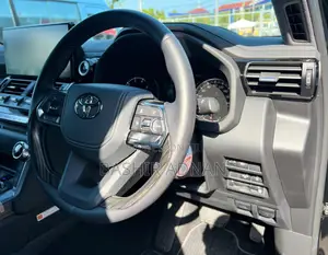 Toyota Land Cruiser 3.3 Diesel 4WD 2022 Black