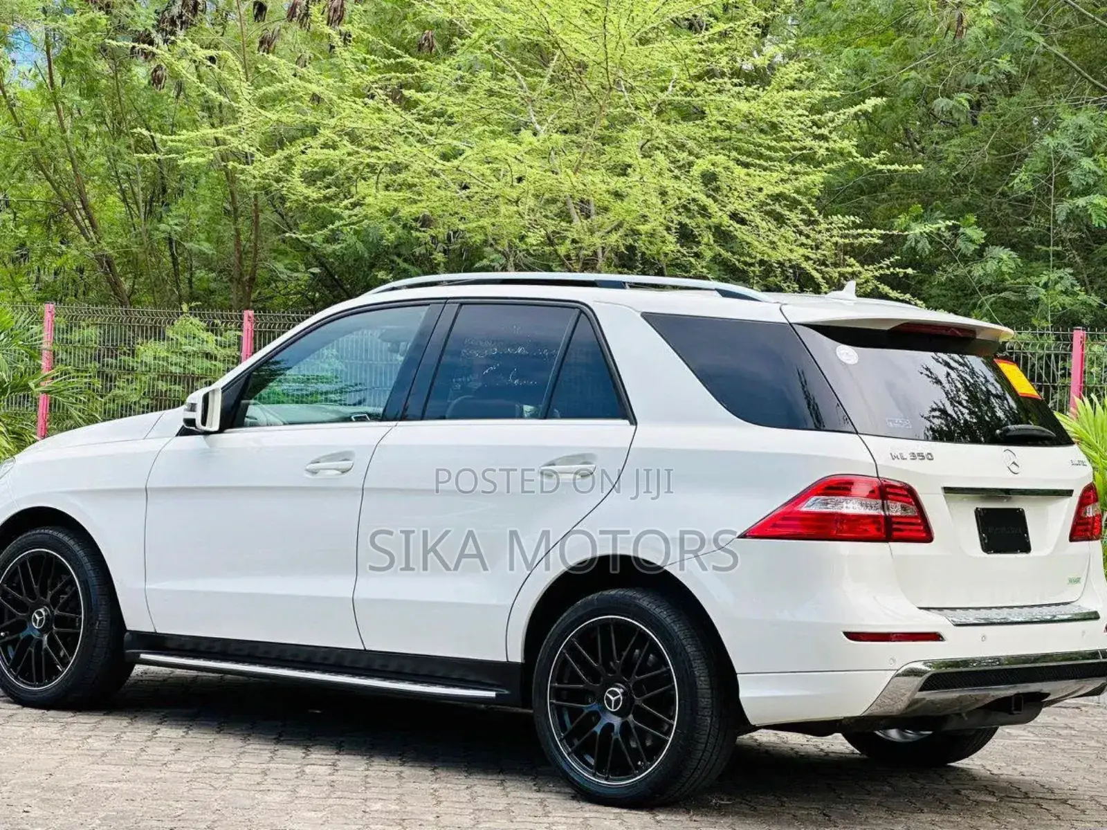 Mercedes-Benz M Class 2015 White