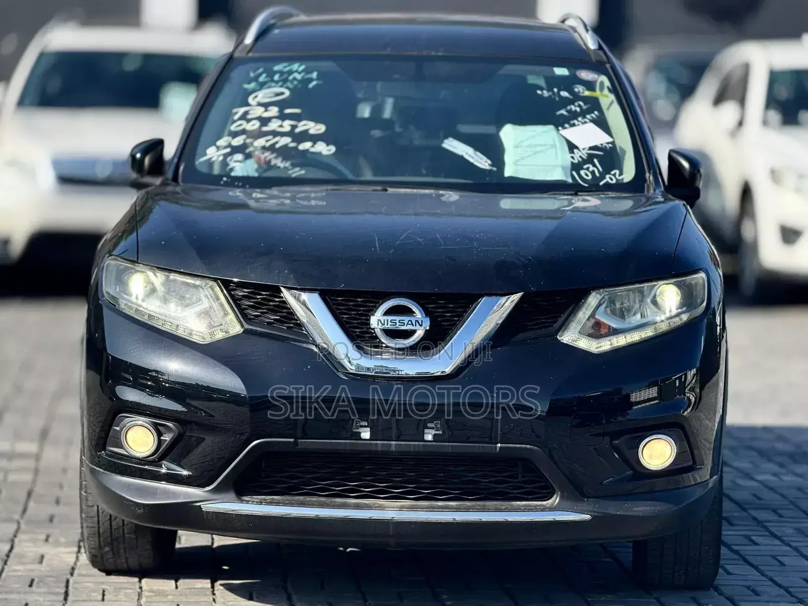 Nissan X-Trail 2.0 Petrol AWD 2014 Black