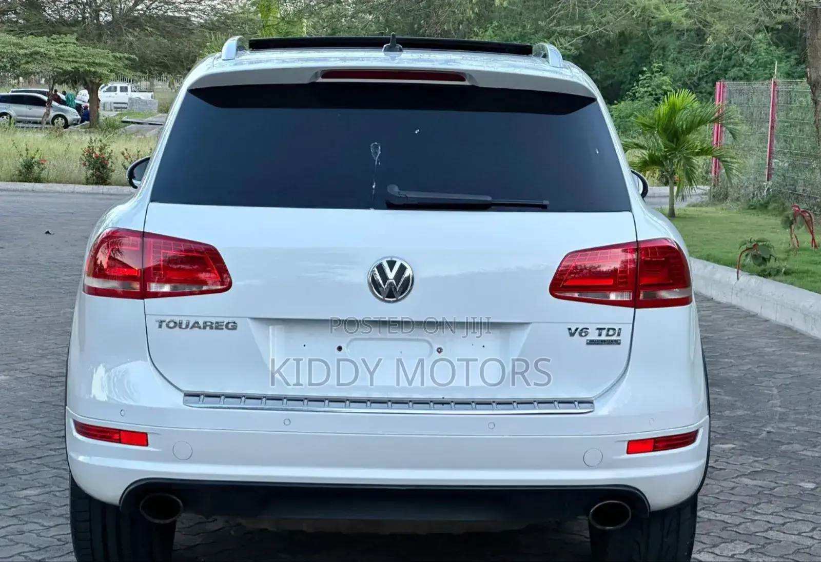 Volkswagen Touareg 2014 White