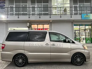 Toyota Alphard 2.4 Petrol FWD 2003 Gold