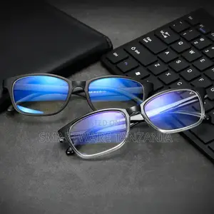 Computer Eyeglasses With Thin Reflective Lens, Antiglare