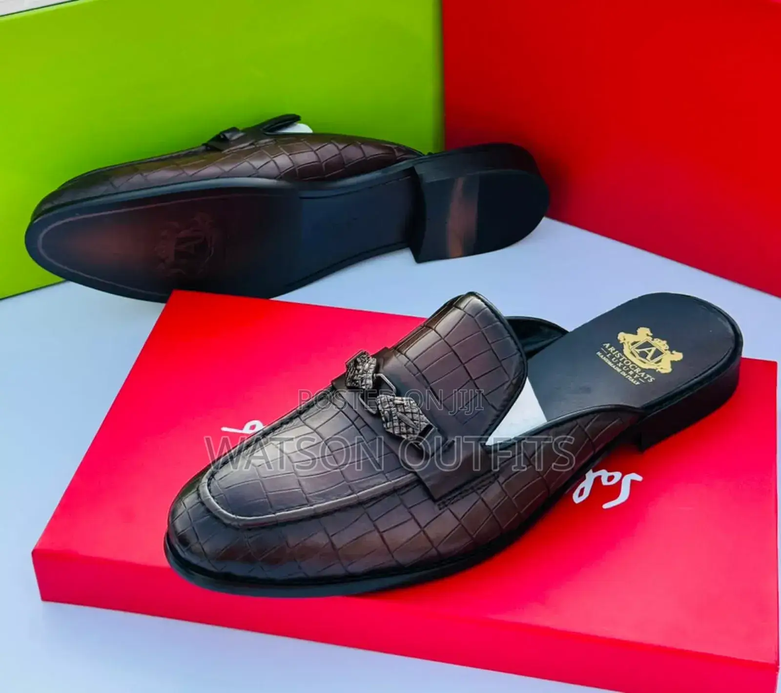 Viatu Vipya Vilivyowazi/Open Shoes