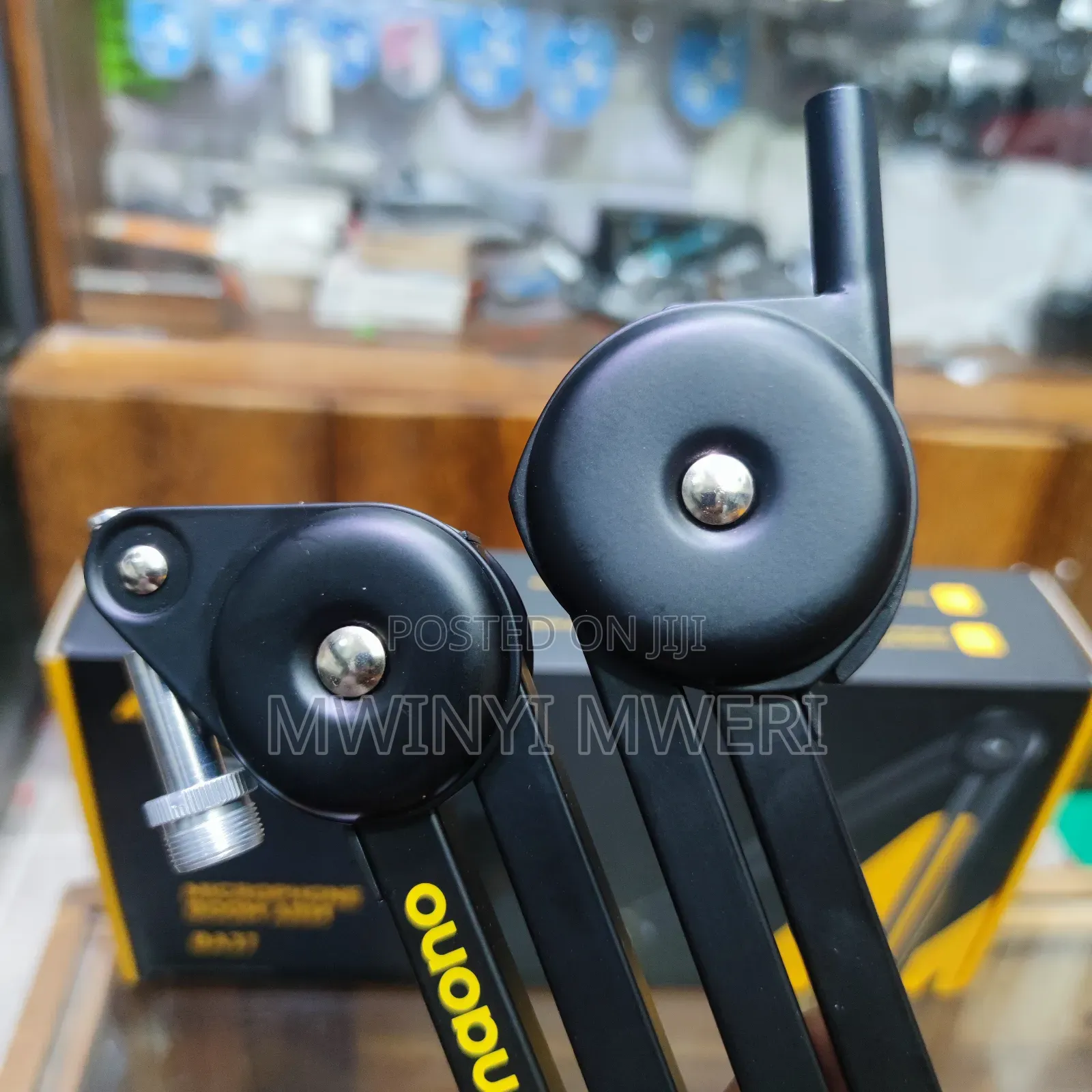 Maono BA37 Microphone Boom Arm Stand Heavy Duty