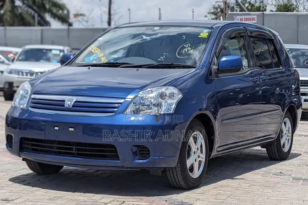 Toyota Raum 1.5 FWD 2003 Blue
