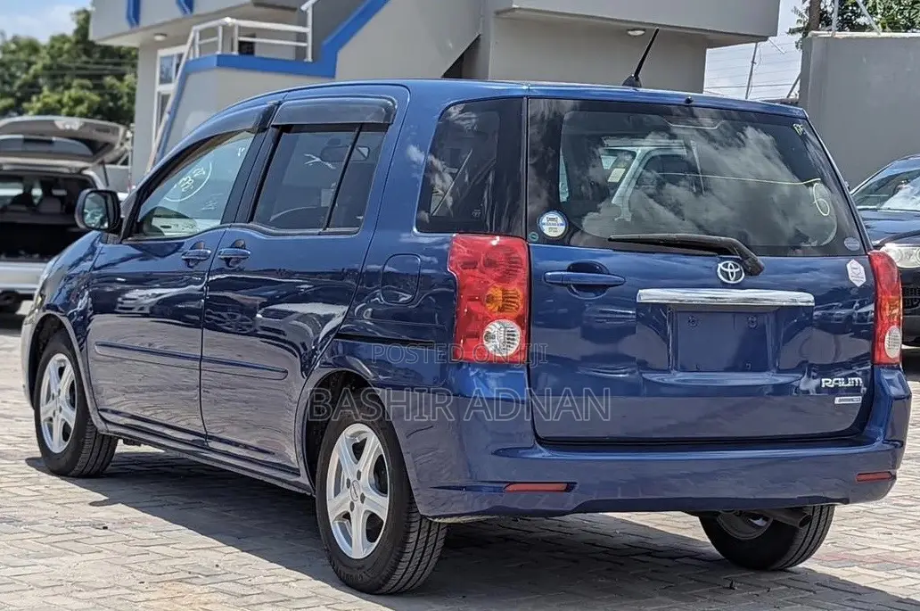 Toyota Raum 1.5 FWD 2003 Blue
