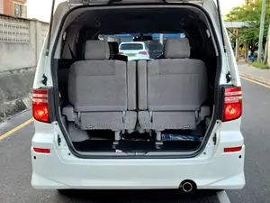 Toyota Alphard 2005 White