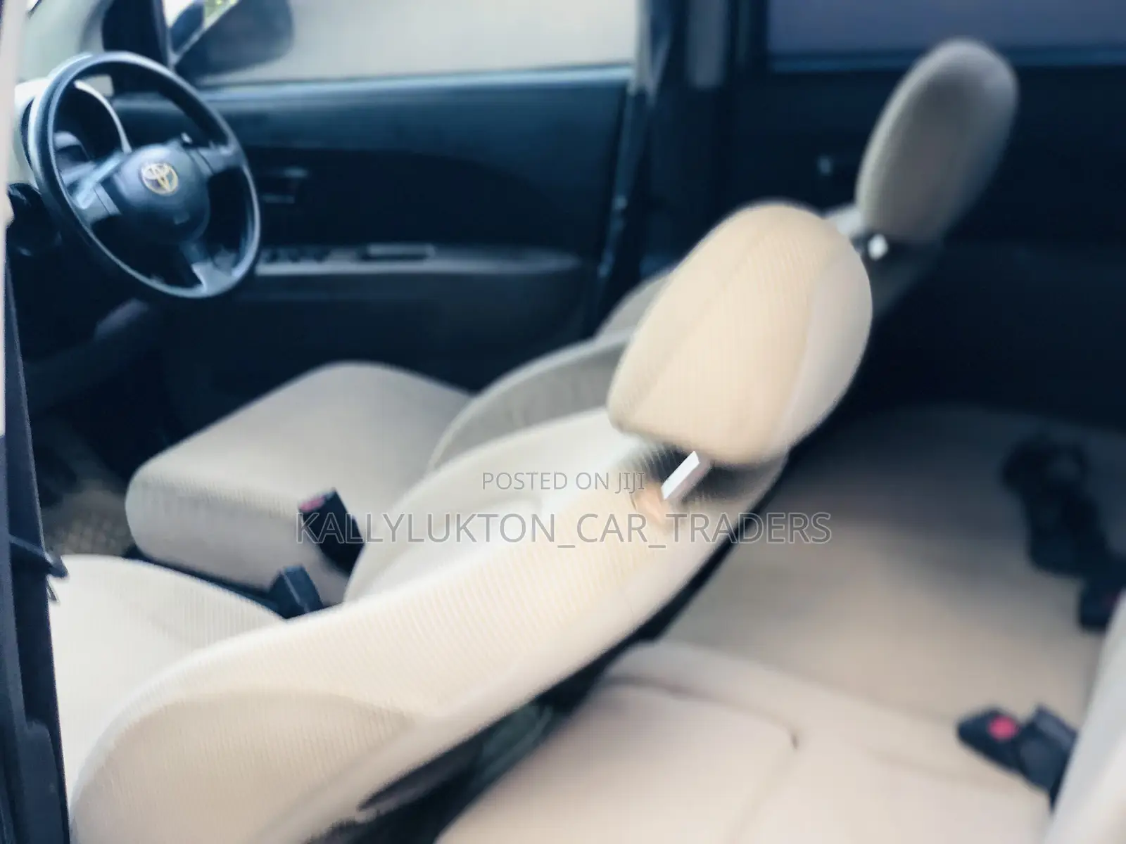 Toyota Alphard 2005 White