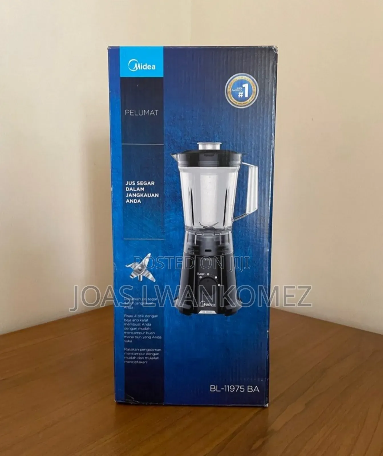 Midea Blender.