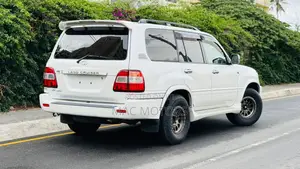 Toyota Land Cruiser 100 VX 4.7 V8 2005 White