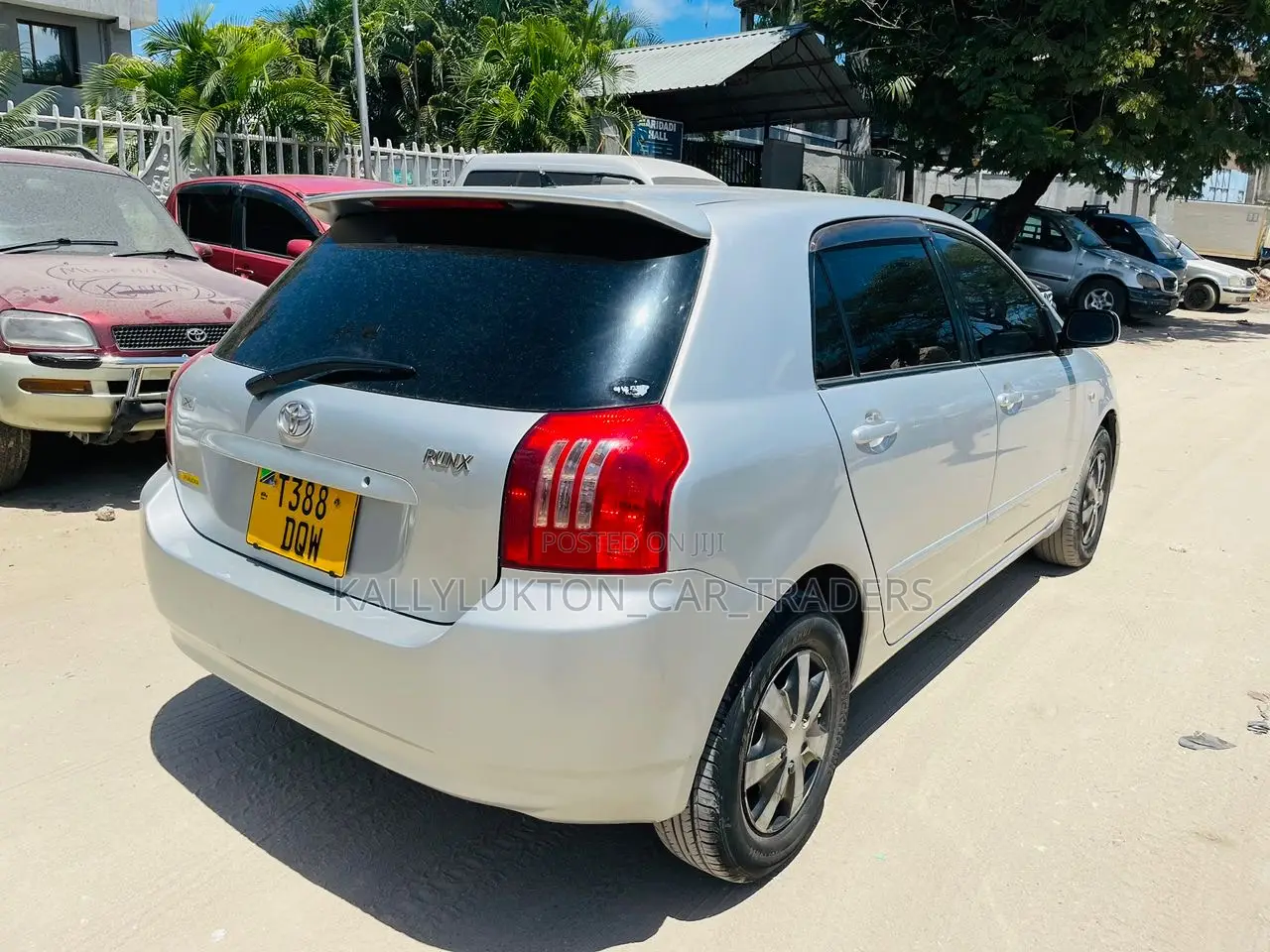 Toyota Corolla RunX 2005 Silver