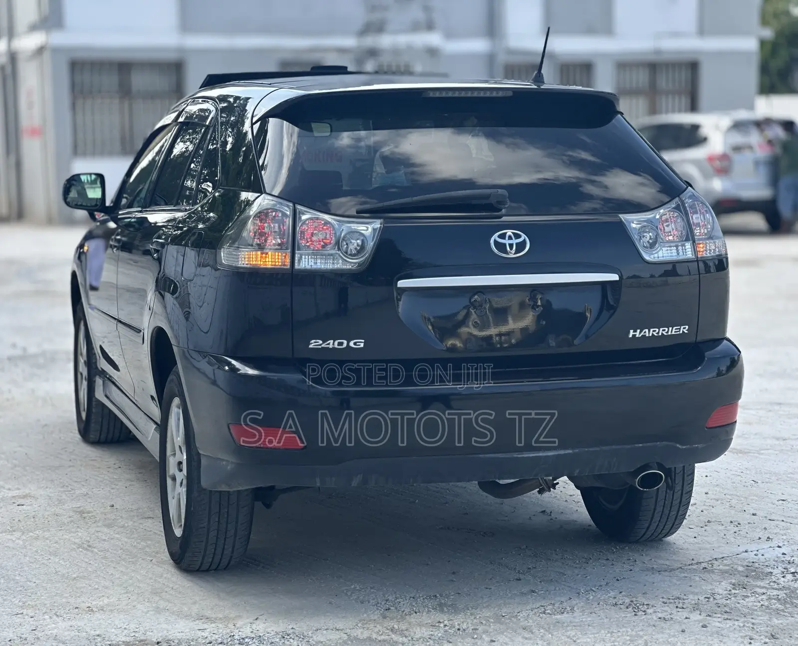 Toyota Harrier 2.4 2005 Black