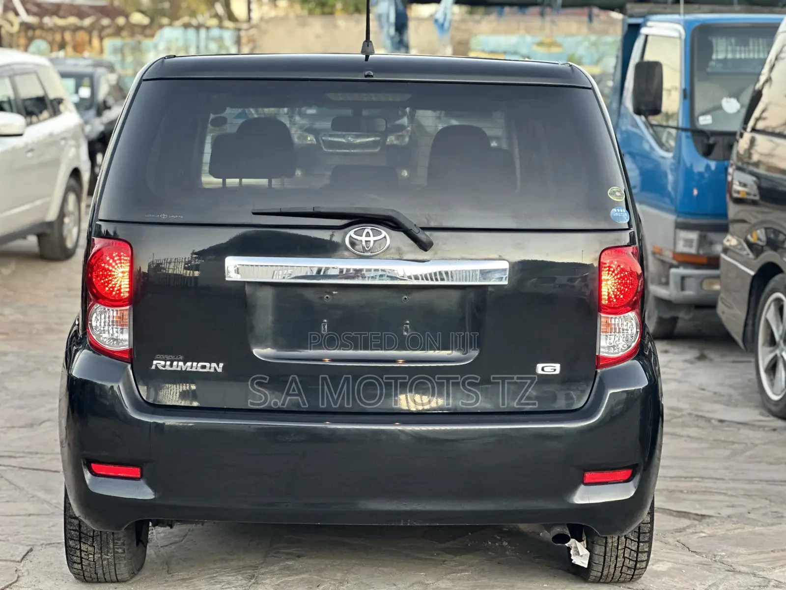 Toyota Corolla Rumion Hatchback 1.5 FWD 2008 Black