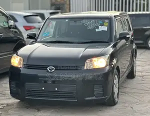 Toyota Corolla Rumion Hatchback 1.5 FWD 2008 Black
