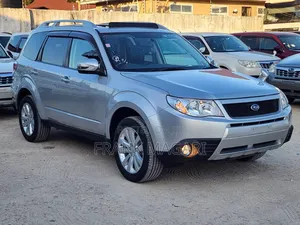 Subaru Forester 2011 Gray