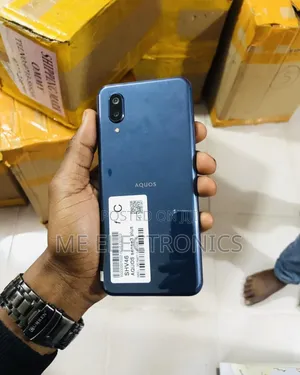 Sharp Aquos Sense 3 Plus SHV46 128 GB Black
