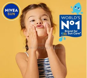 N44- 55 Nivea Sun Kids Protect and Care 200 Ml