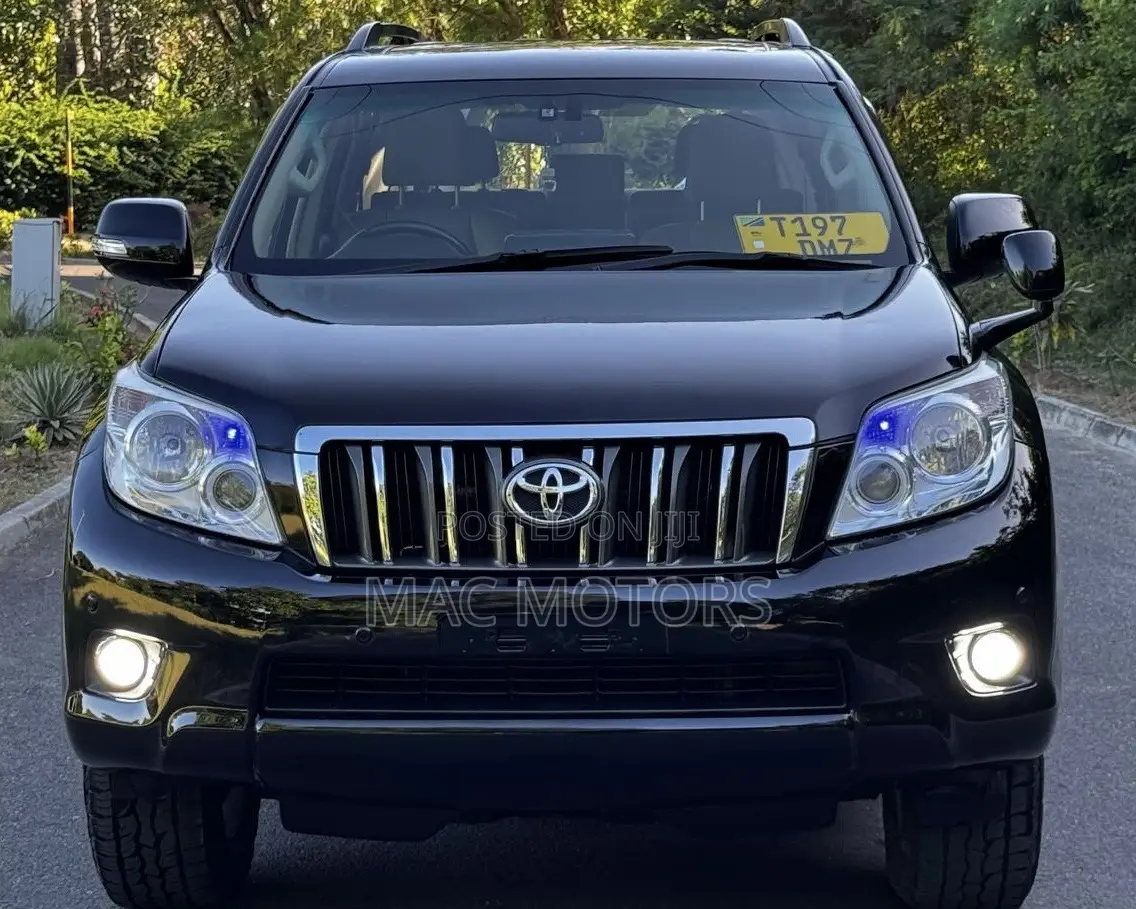 Toyota Land Cruiser Prado 2010 Black