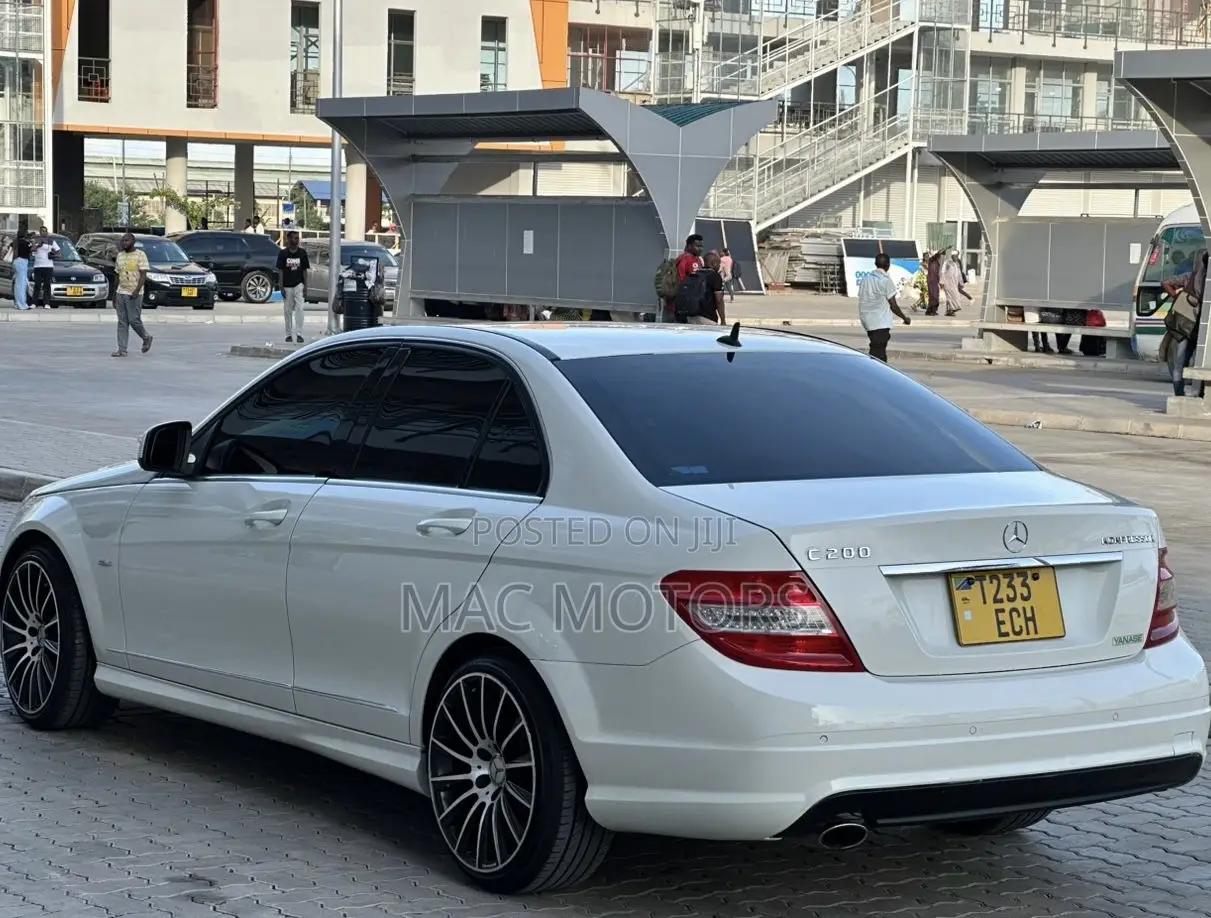 Mercedes-Benz C-Class 2007 White