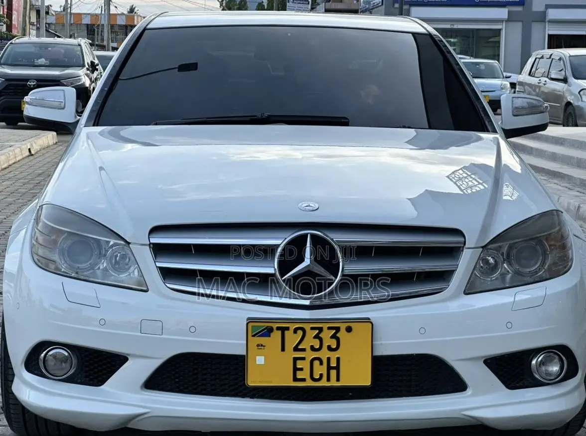 Mercedes-Benz C-Class 2007 White
