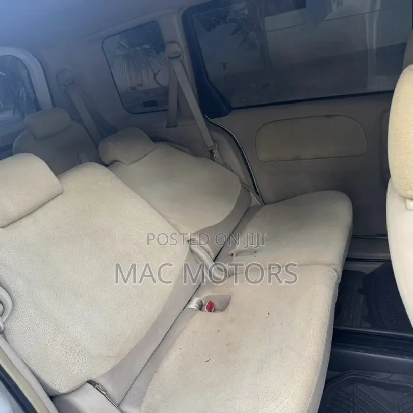 Toyota Sienta 2007 White