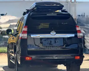 Toyota Land Cruiser Prado 2016 Black