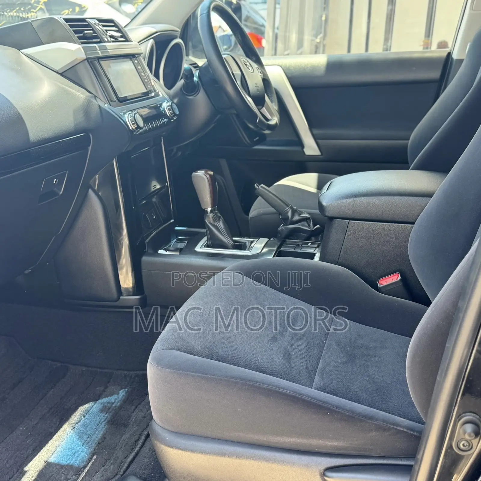Toyota Land Cruiser Prado 2016 Black