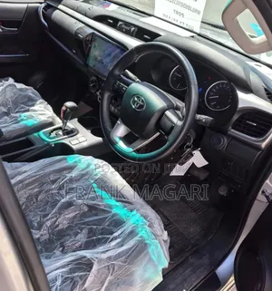 Toyota Hilux 2018 Gray