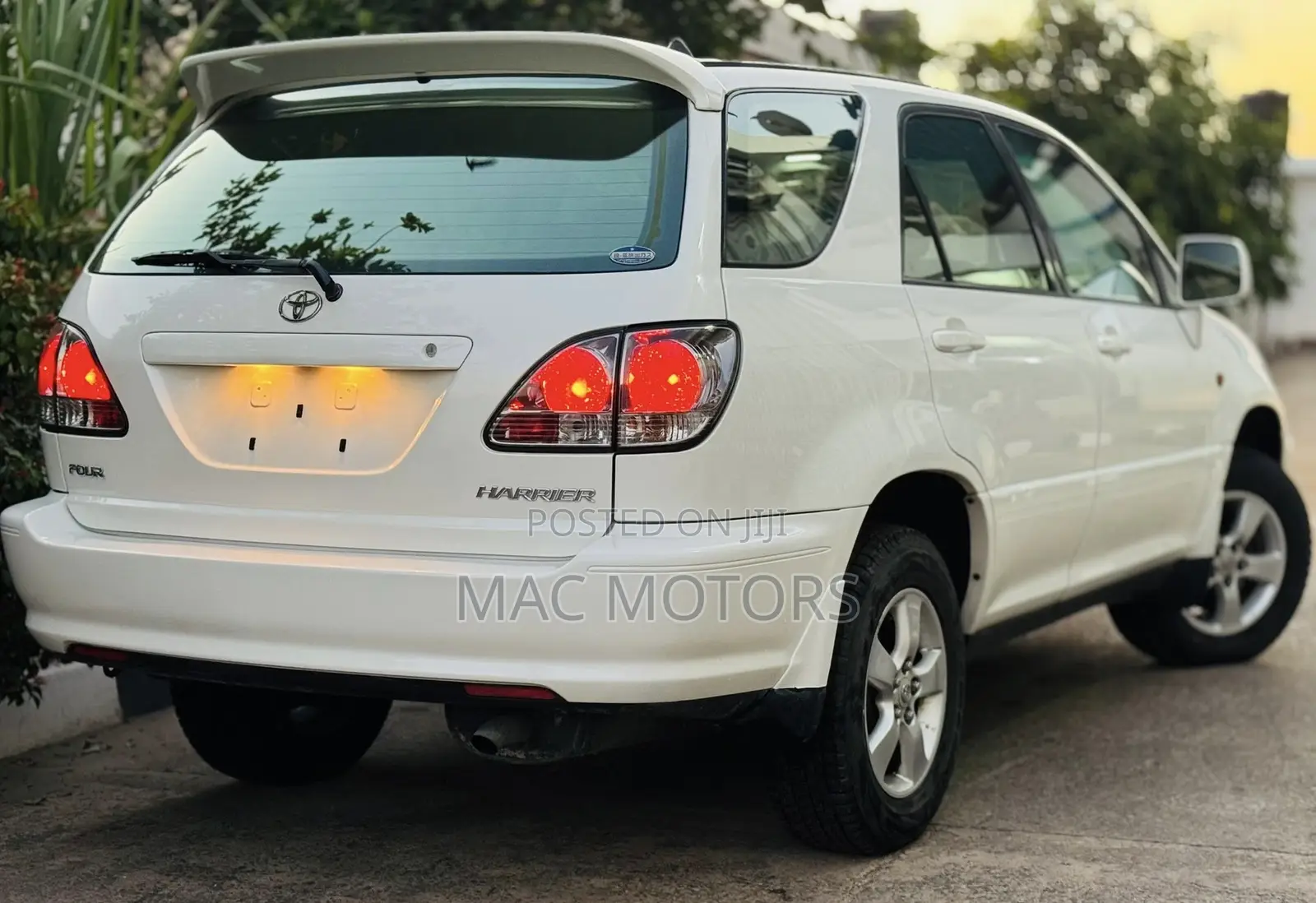 Toyota Harrier 2002 White