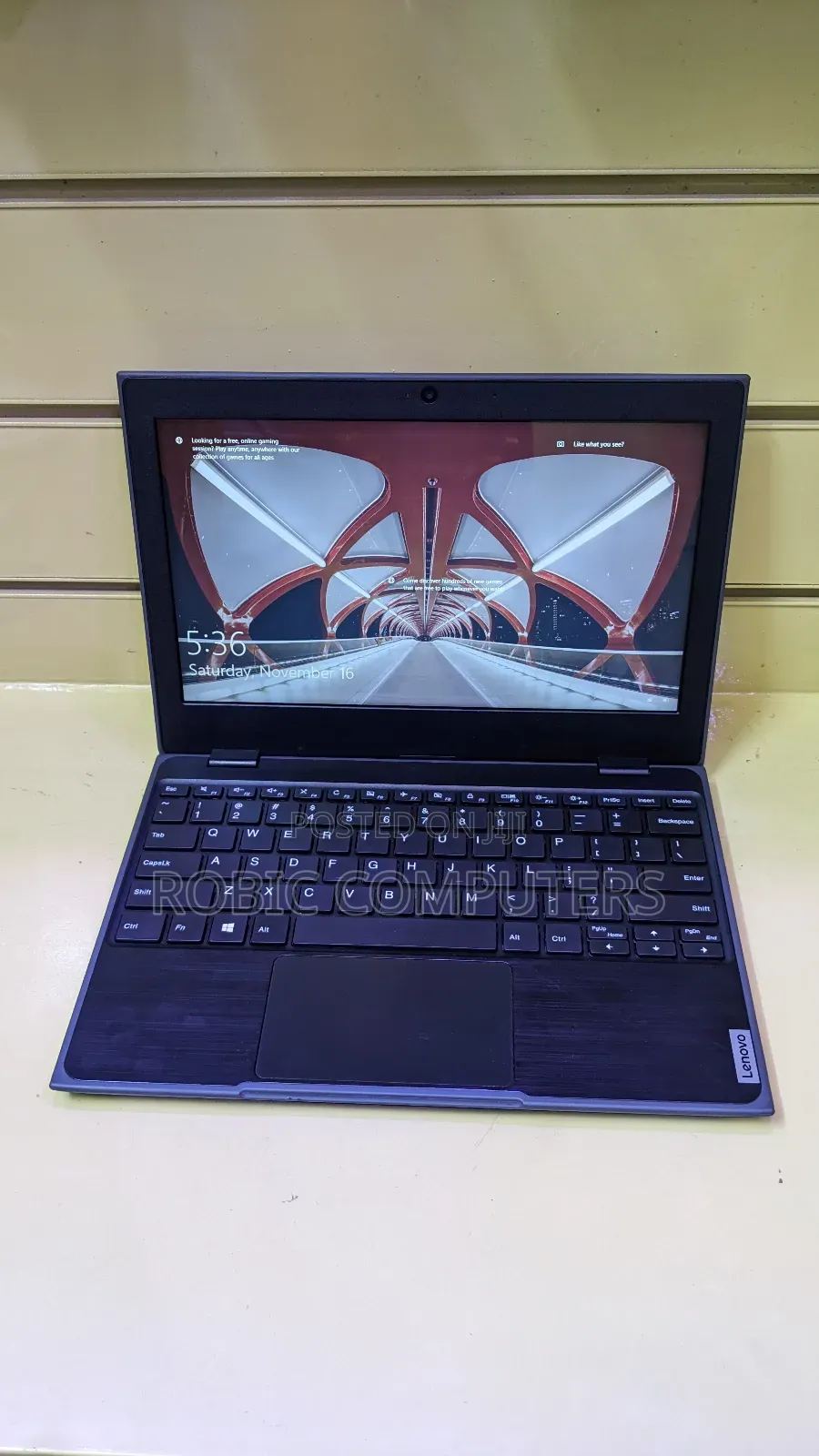 Laptop Lenovo 100e 4GB Intel SSD 128GB