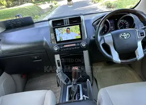 Toyota Land Cruiser Prado 2010 Black