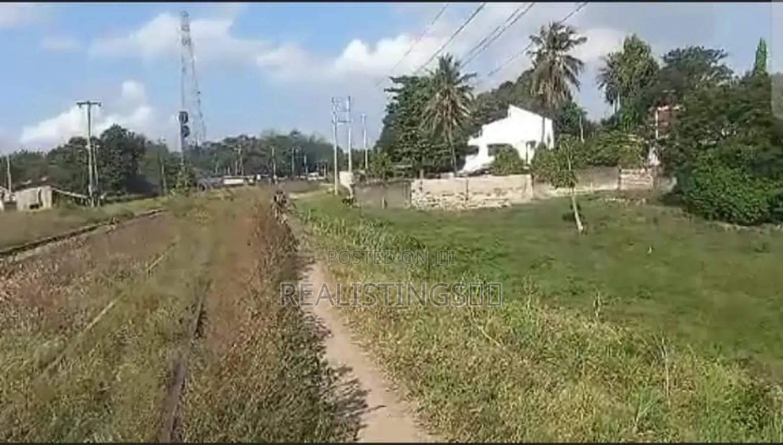 Kurasini: Over 1 Acre Plot Ideal for Yard for Rent - Dar