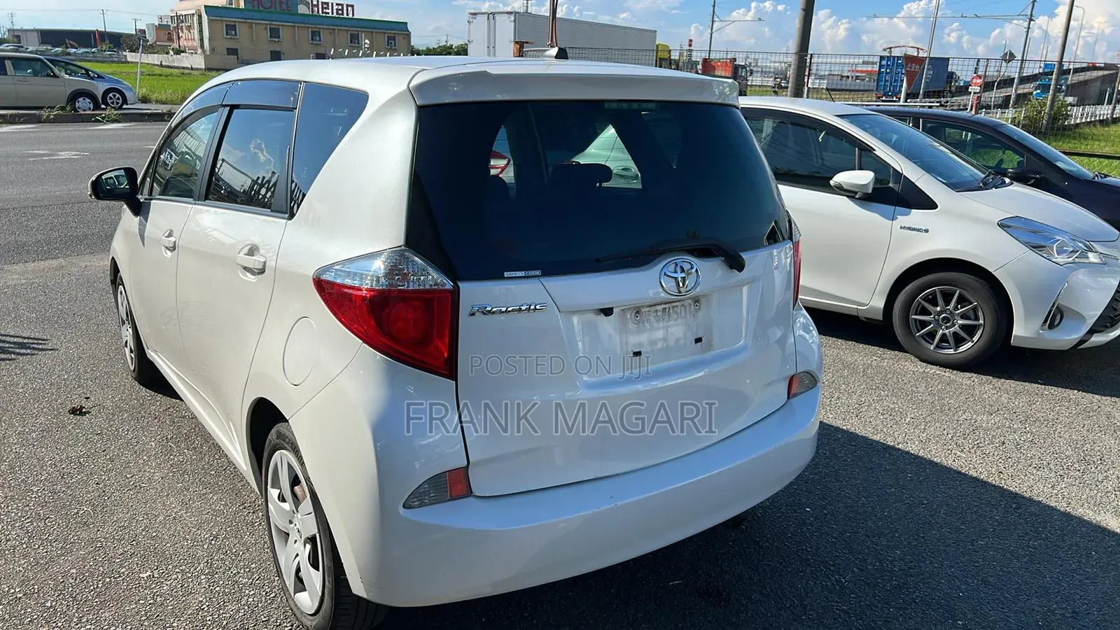 Toyota Ractis 1.5 FWD 2011 White