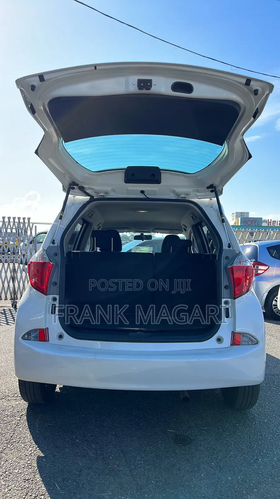 Toyota Ractis 1.5 FWD 2011 White