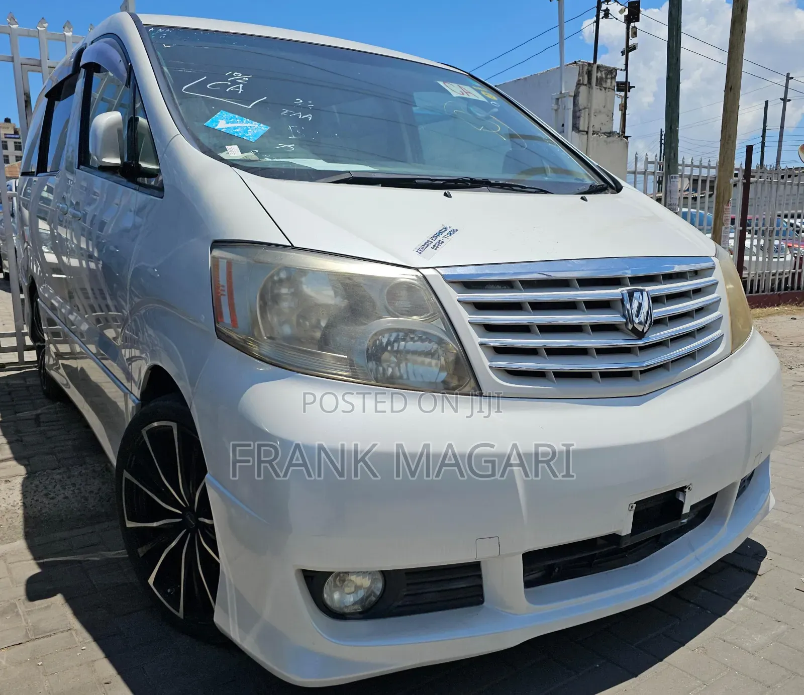 Toyota Alphard 2.4 Petrol FWD 2004 White
