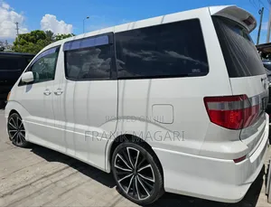 Toyota Alphard 2.4 Petrol FWD 2004 White