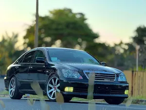 Toyota Crown Royale 2005 Black