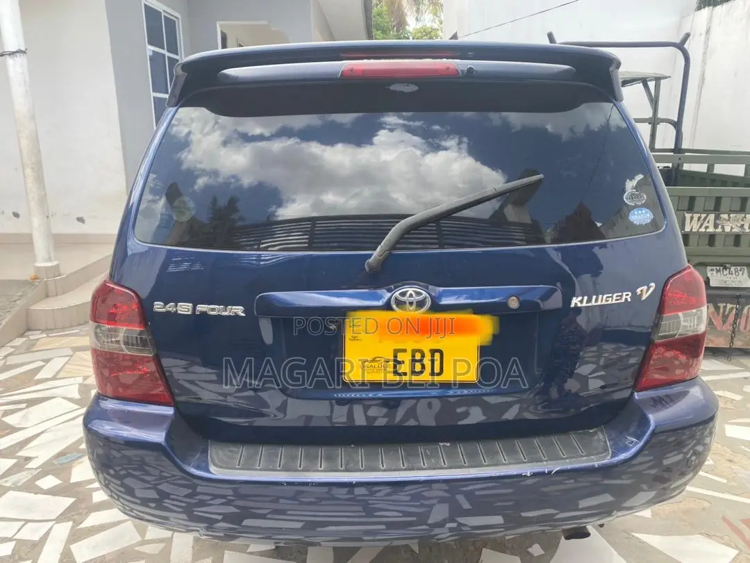 Toyota Kluger 2005 Blue