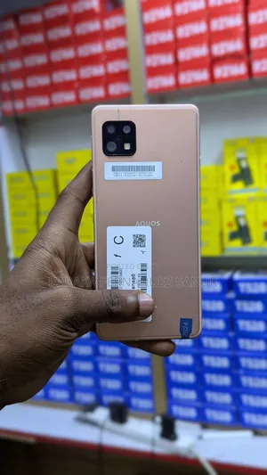 Sharp Aquos Sense6 64 GB Bronze