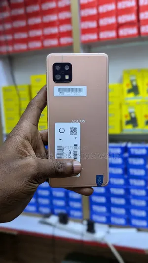 Sharp Aquos Sense6 64 GB Bronze