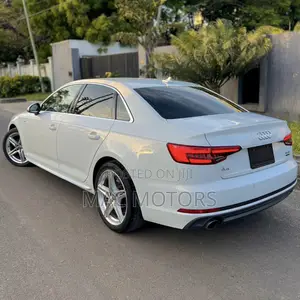 Audi A4 2.0T Premium AWD quattro 2017 White