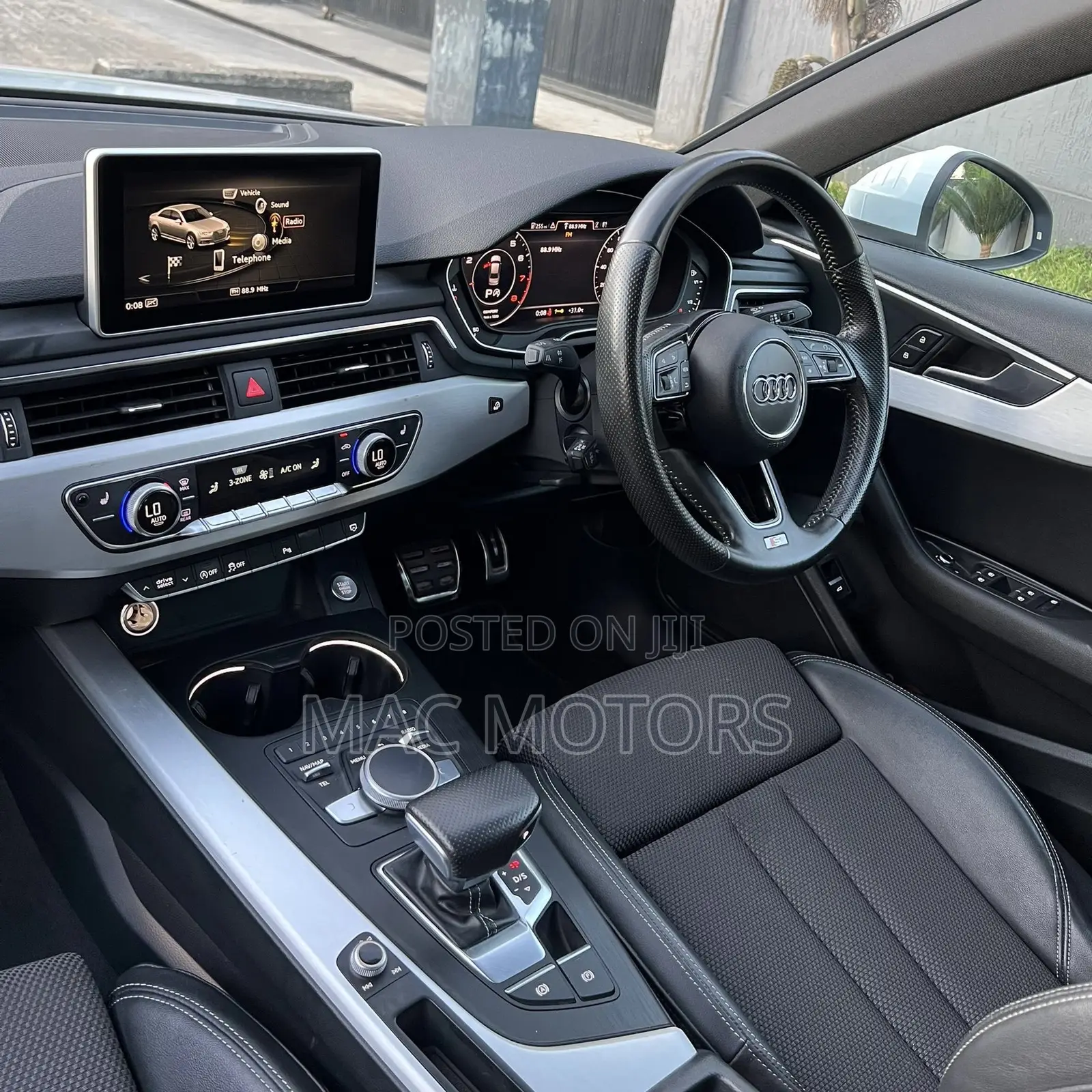Audi A4 2.0T Premium AWD quattro 2017 White